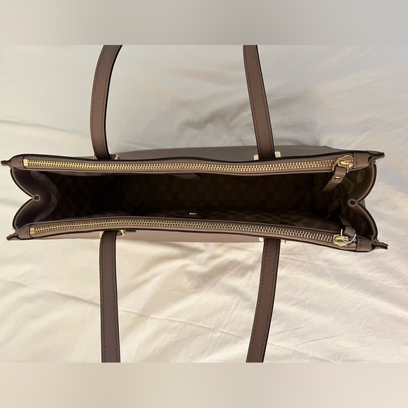 Kate Spade Handbag - Picture 3 of 7